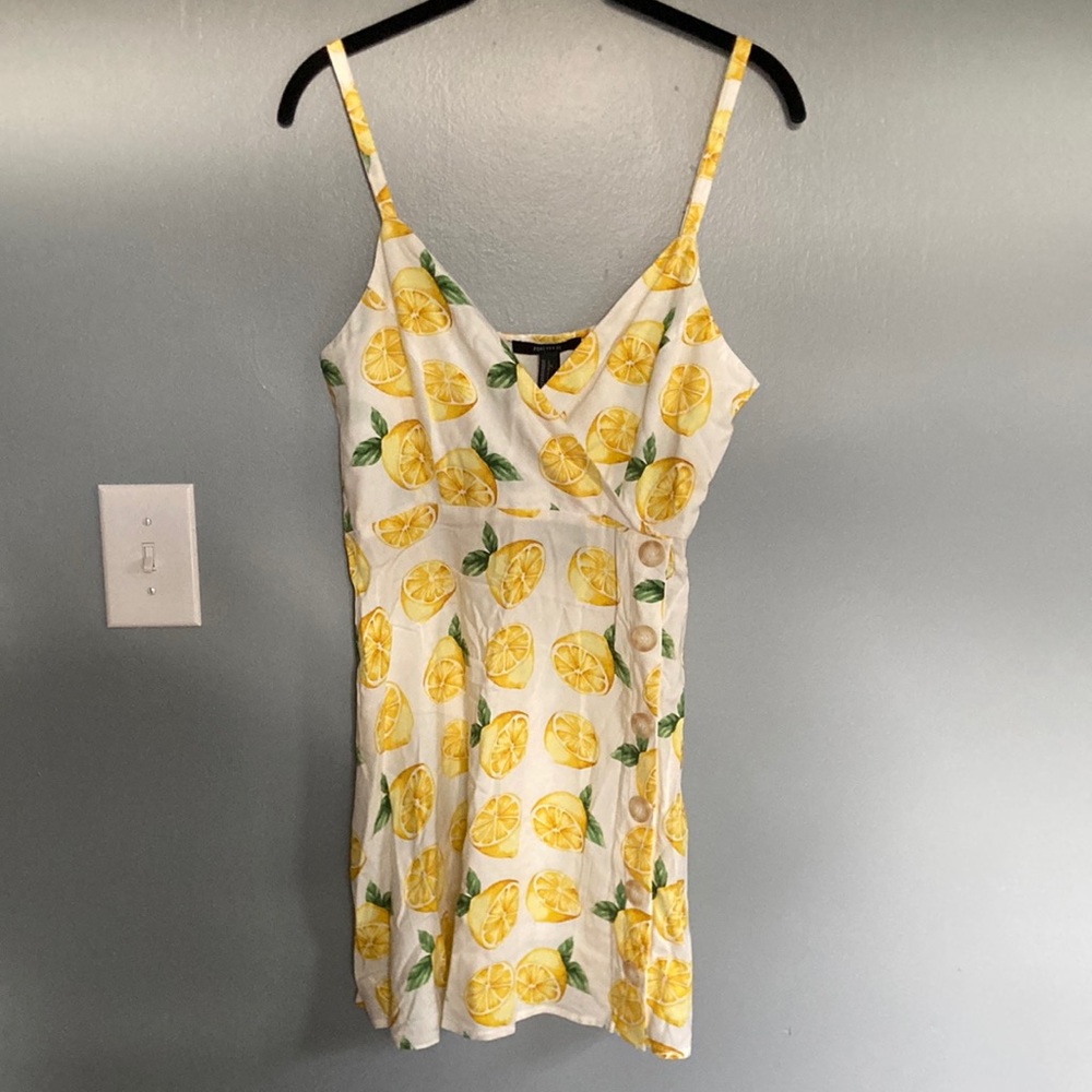Brand new Forever21 lemon dress